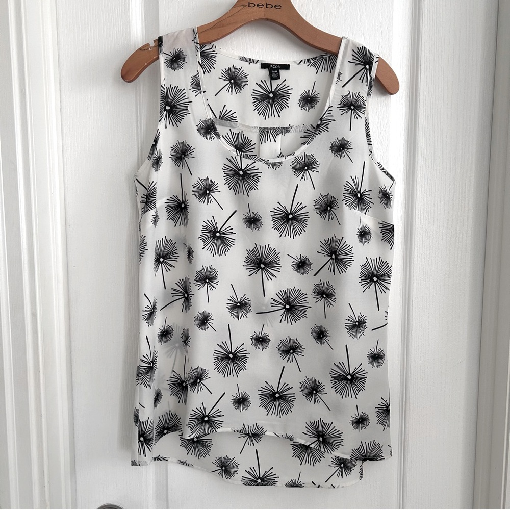 Jacob Black and White Floral Sleeveless Shirt Size Medium